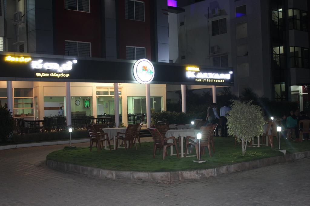 Hotel Kalyani Мисор Екстериор снимка
