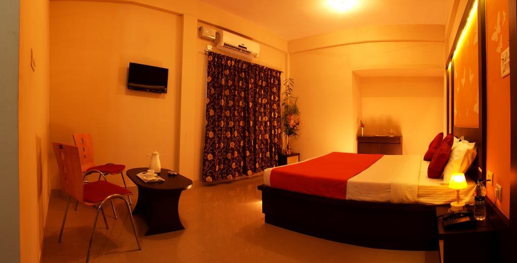 Hotel Kalyani Мисор Стая снимка